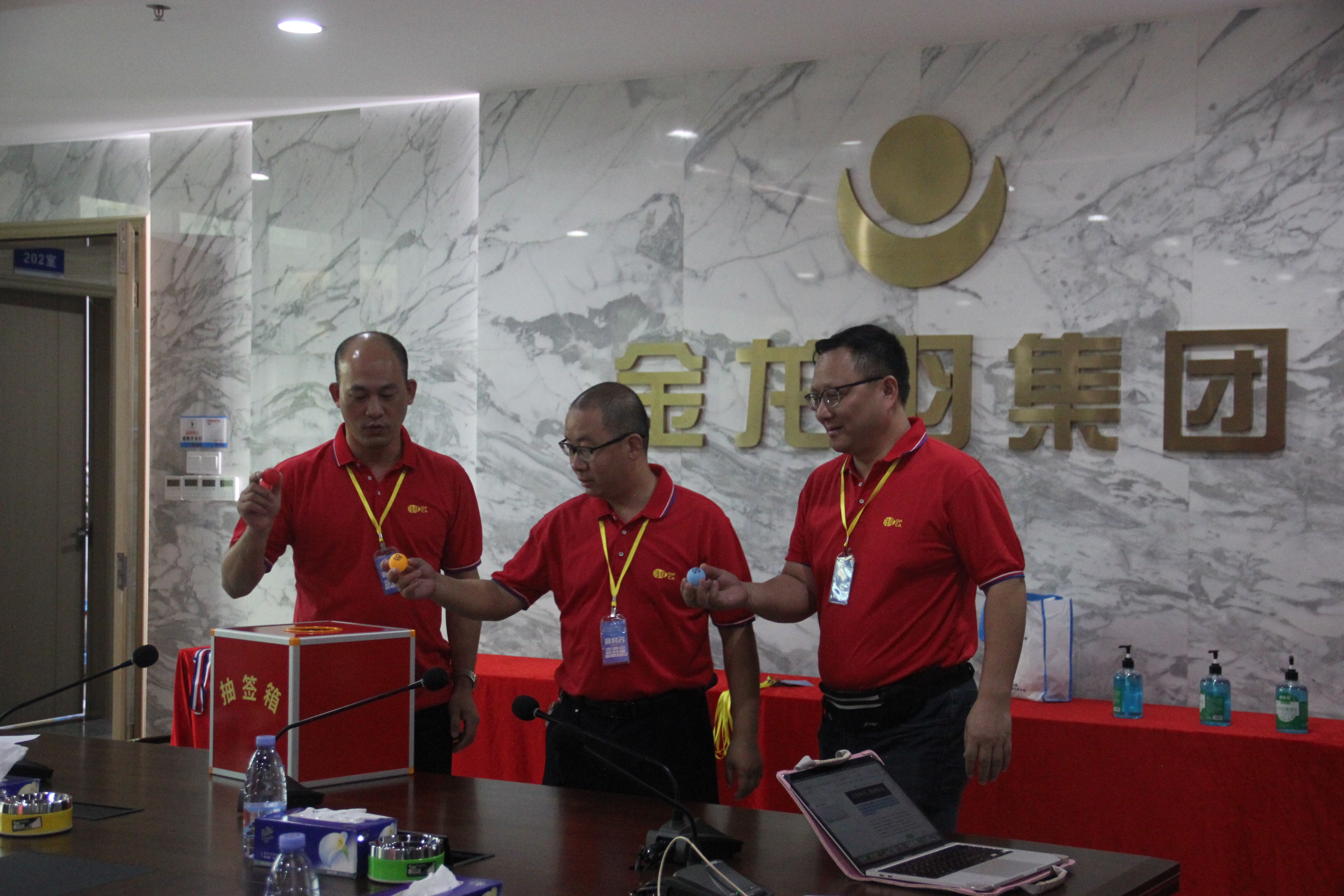 18����luck��(�й�)-�ٷ���վ